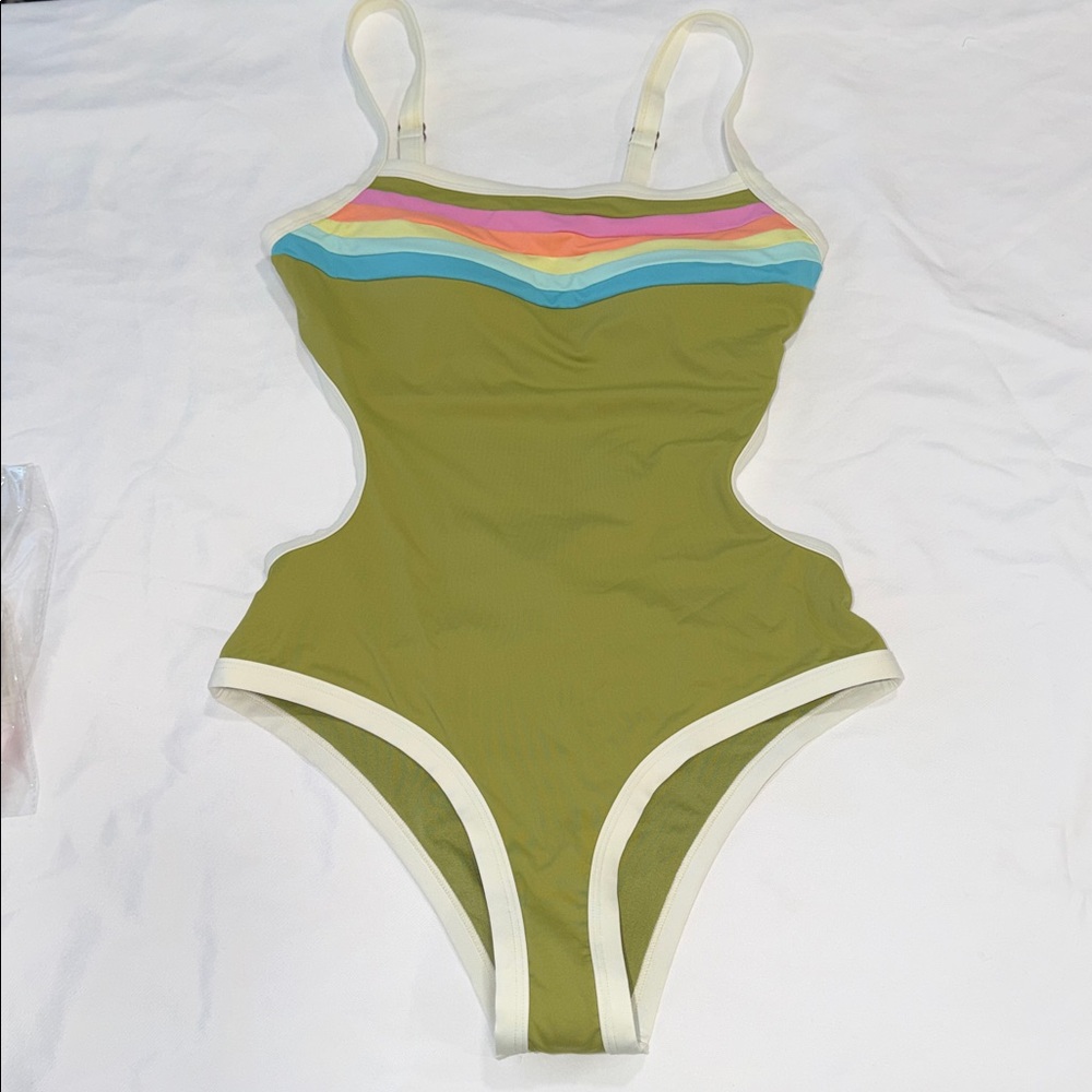 Rip Curl SURF STRIPE CHEEKY ONE PIECE, SMALL - Picture 2 of 10